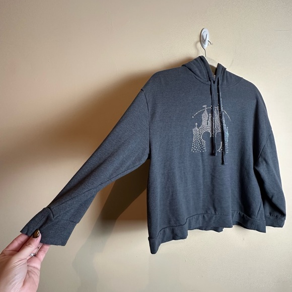 Disney Parks Bedazzled Castle Mickey Gray Hoodie Sweatshirt Women’s Size 2X - Picture 3 of 12